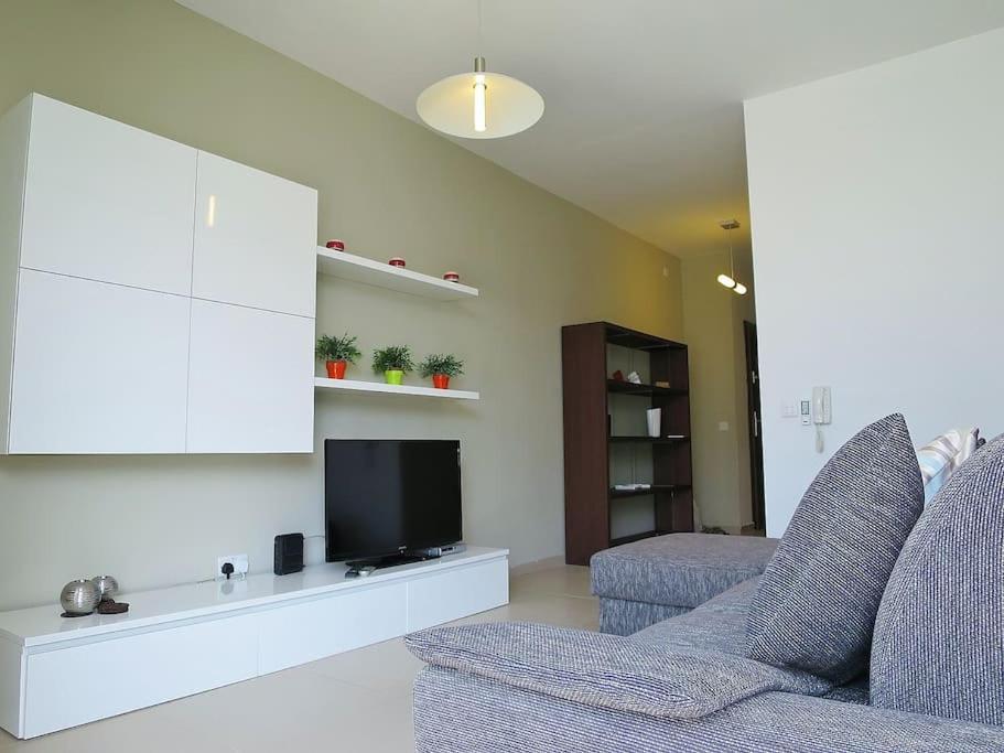 Modern Luxury Penthouse In Perfect Sliema Location Apartment Екстериор снимка